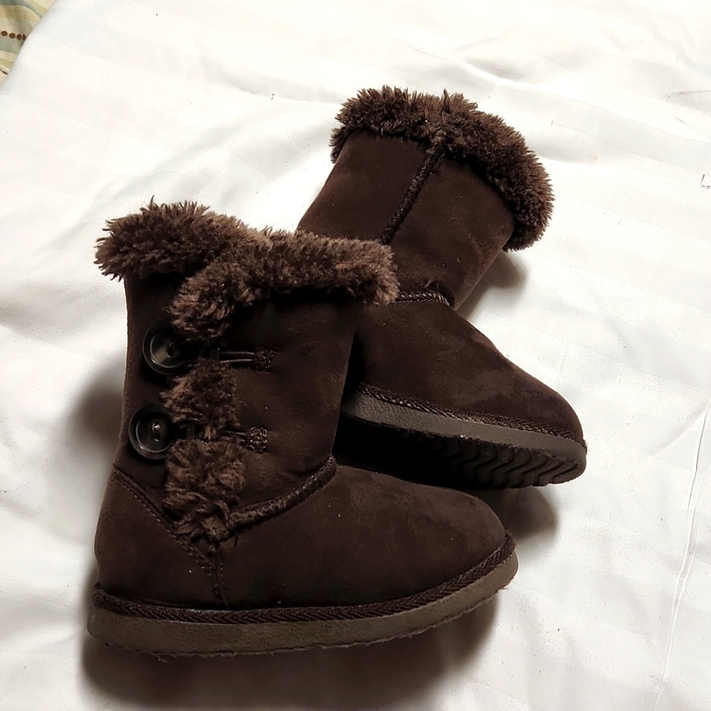 Brown, furry, side button boots size 8